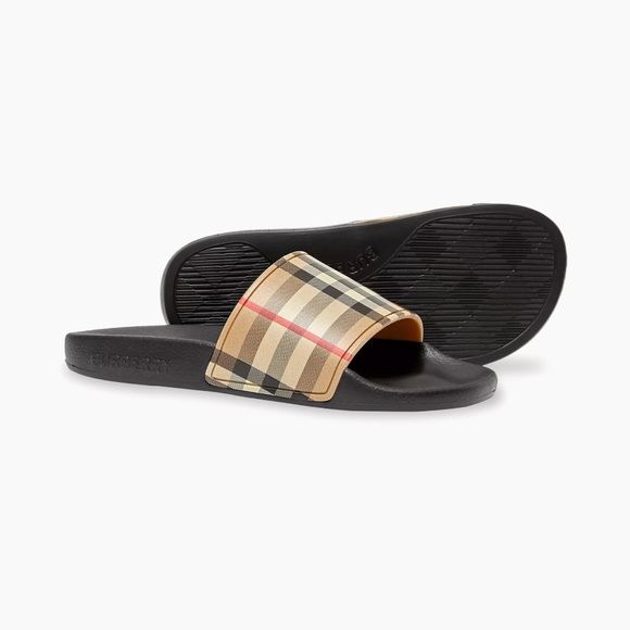 Kids Burberry Black Check Slide Sandals - Picture 3 of 7